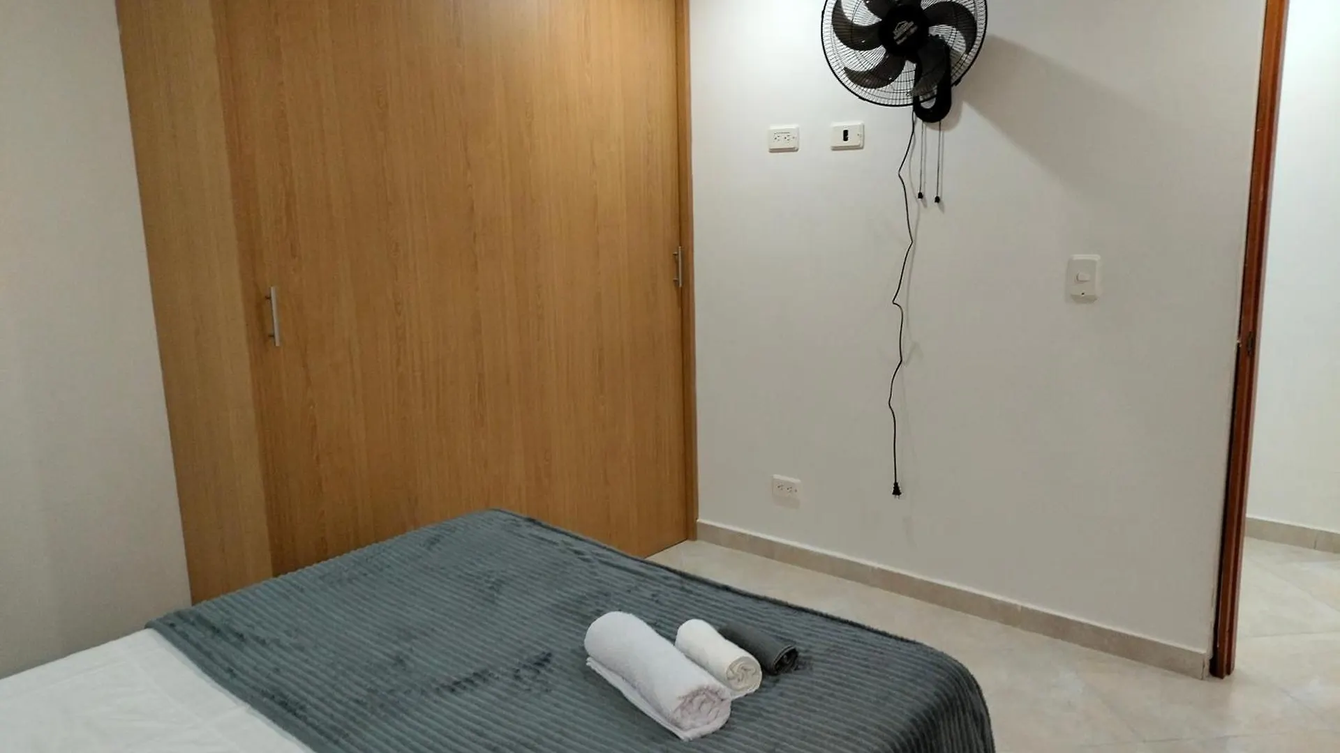 Exclusivo Apto Lujoso Central, Sereno Y Comodo Μεντεγίν 0*,  Κολομβία