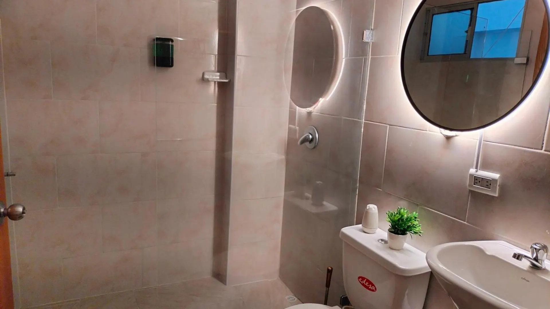 Διαμέρισμα Exclusivo Apto Lujoso Central, Sereno Y Comodo Μεντεγίν