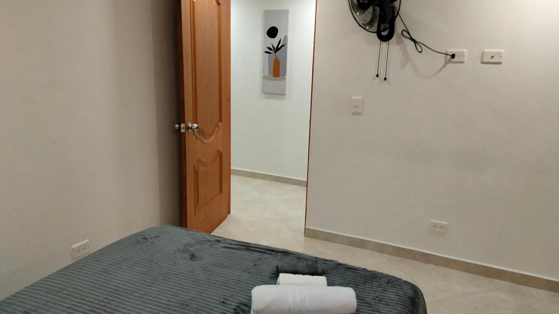 Exclusivo Apto Lujoso Central, Sereno Y Comodo Μεντεγίν
